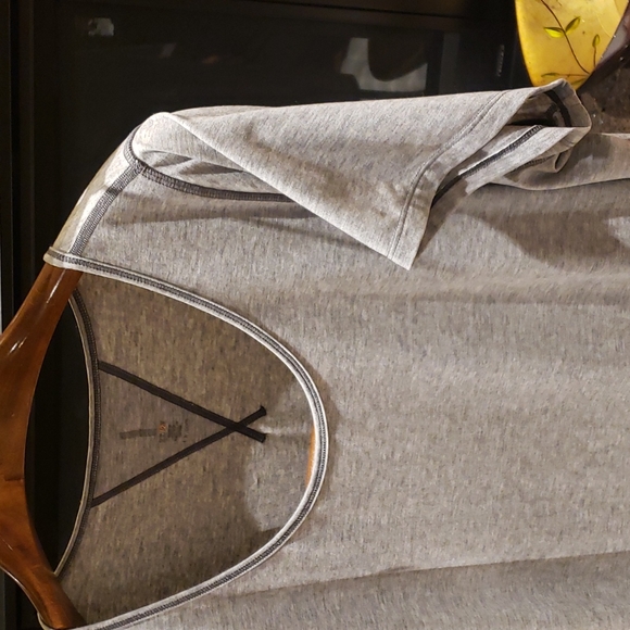 Lucy 2X  gray thirt - Picture 12 of 12